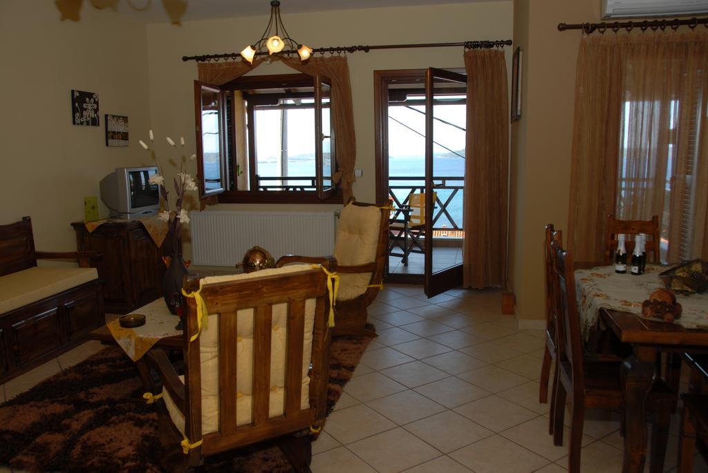 Dione Apartments Ouranoupoli Chambre photo
